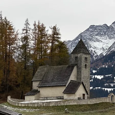 Lägenhet Casa Ladina 2 *